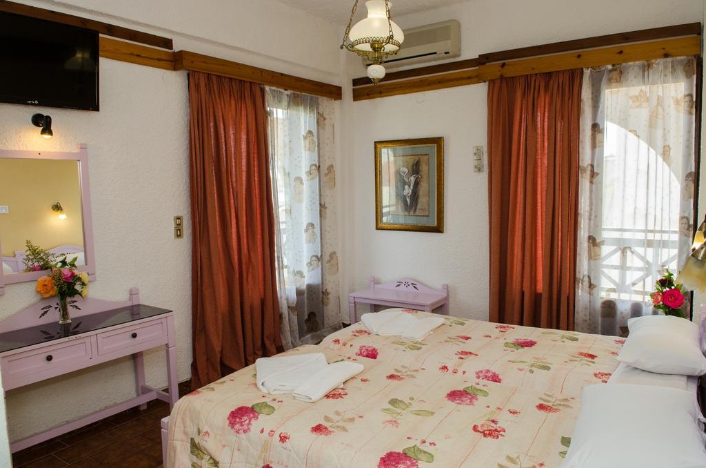 Alkion Hotel 2*